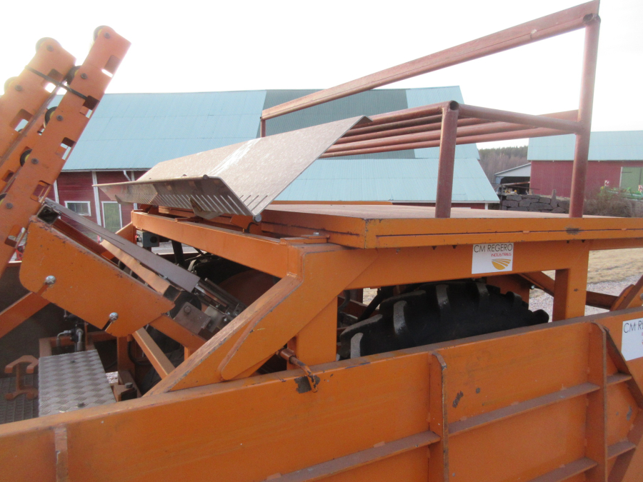 5615 Regero block transplanter planting machine 4 row