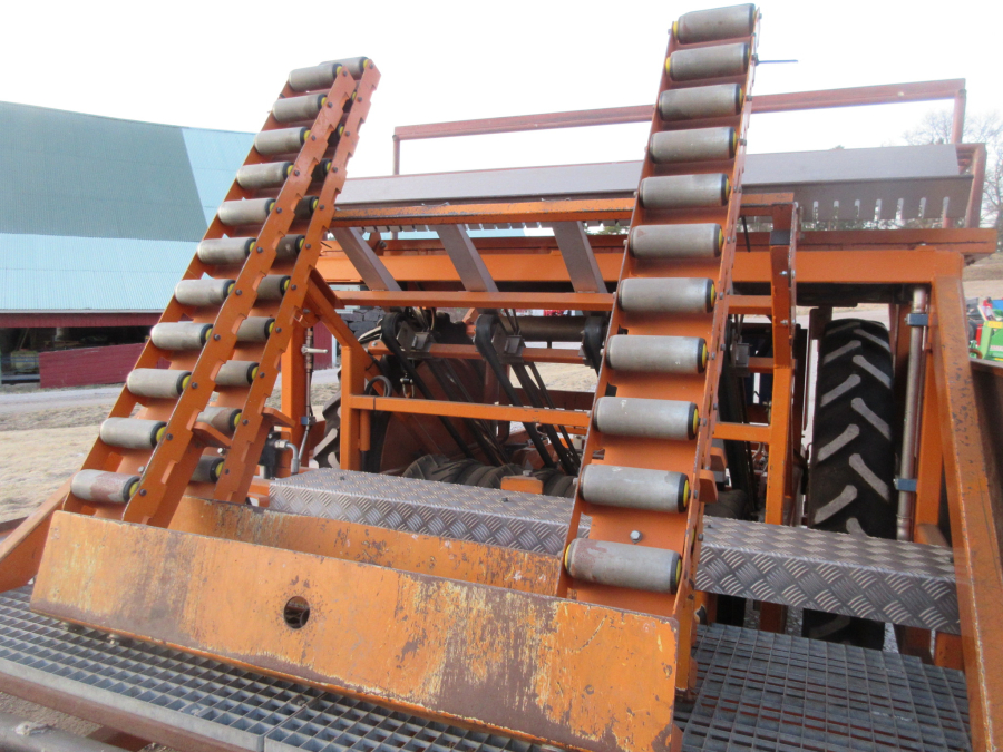 5615 Regero block transplanter planting machine 4 row