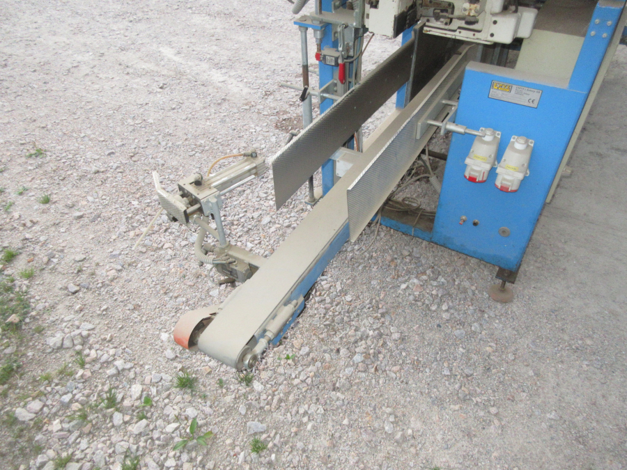 5684 Newtec 2009 / EMVE BE 5000 weigher and paperbagger