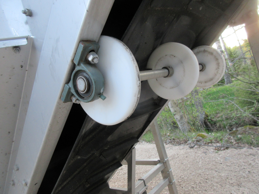 5825 EKKO feeding bunker STAINLESS STEEL