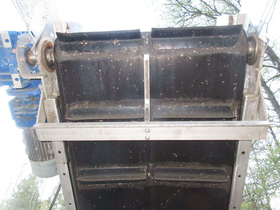 5825 EKKO feeding bunker STAINLESS STEEL
