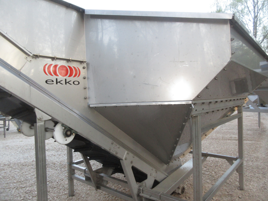 5825 EKKO feeding bunker STAINLESS STEEL