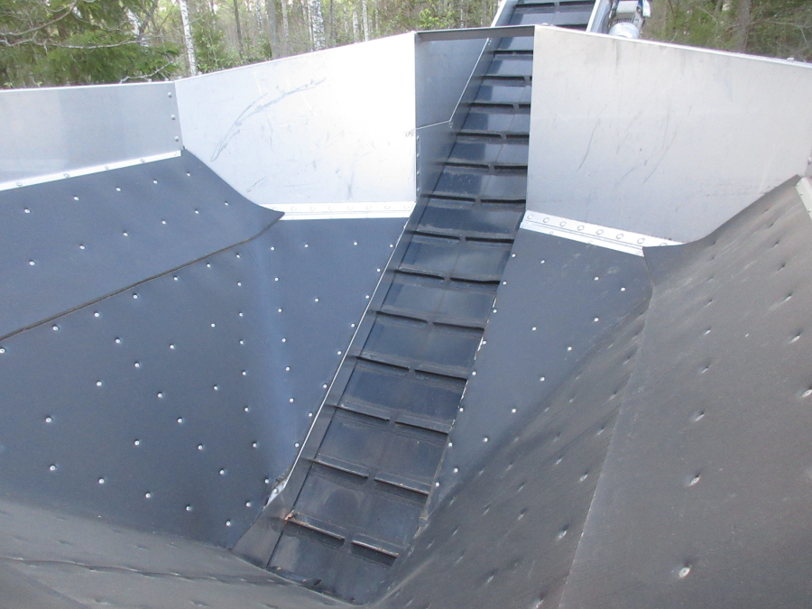 5825 EKKO feeding bunker STAINLESS STEEL