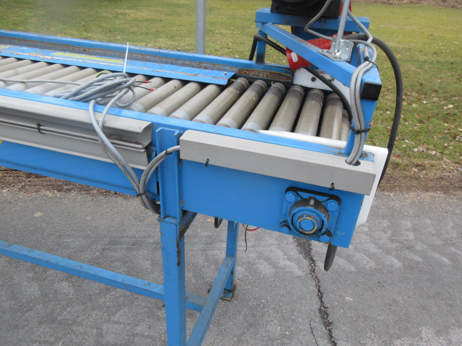 6022 EMVE roller table 2200x500