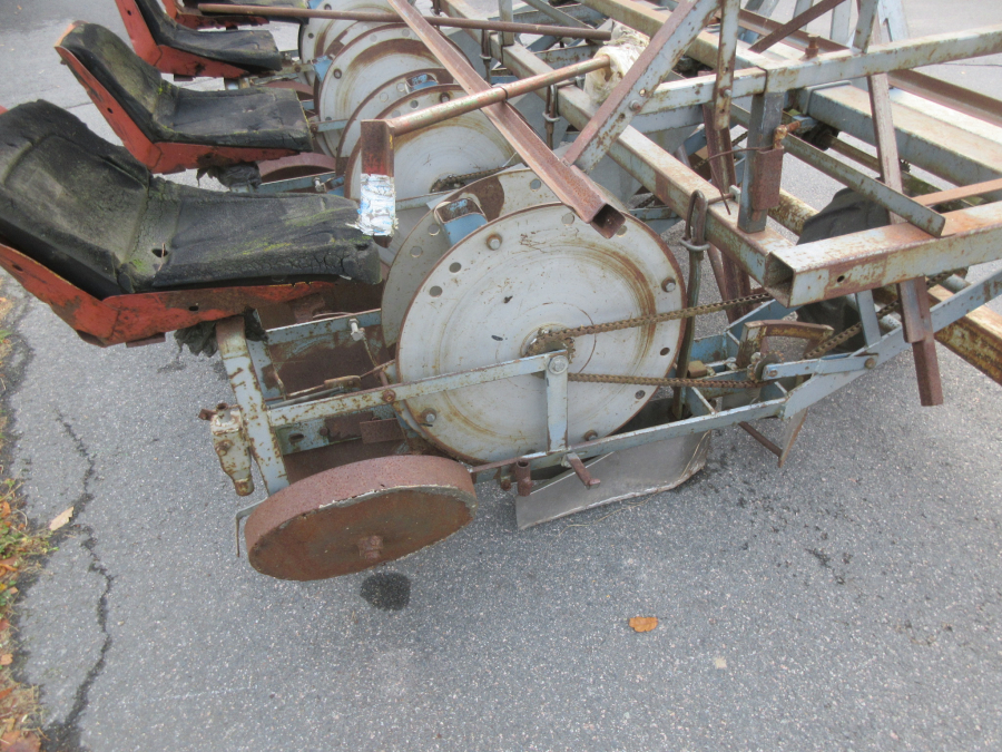 6052 Perdu planteringsmaskin 4 rad