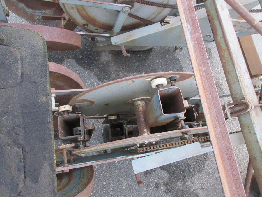 6052 Perdu planteringsmaskin 4 rad