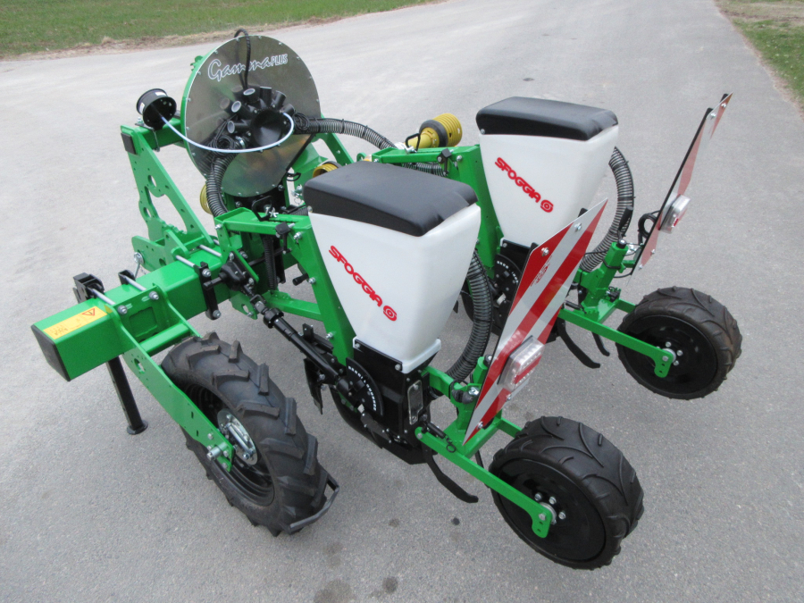 6150 Sfoggia Gamma plus precision seeder for corn 