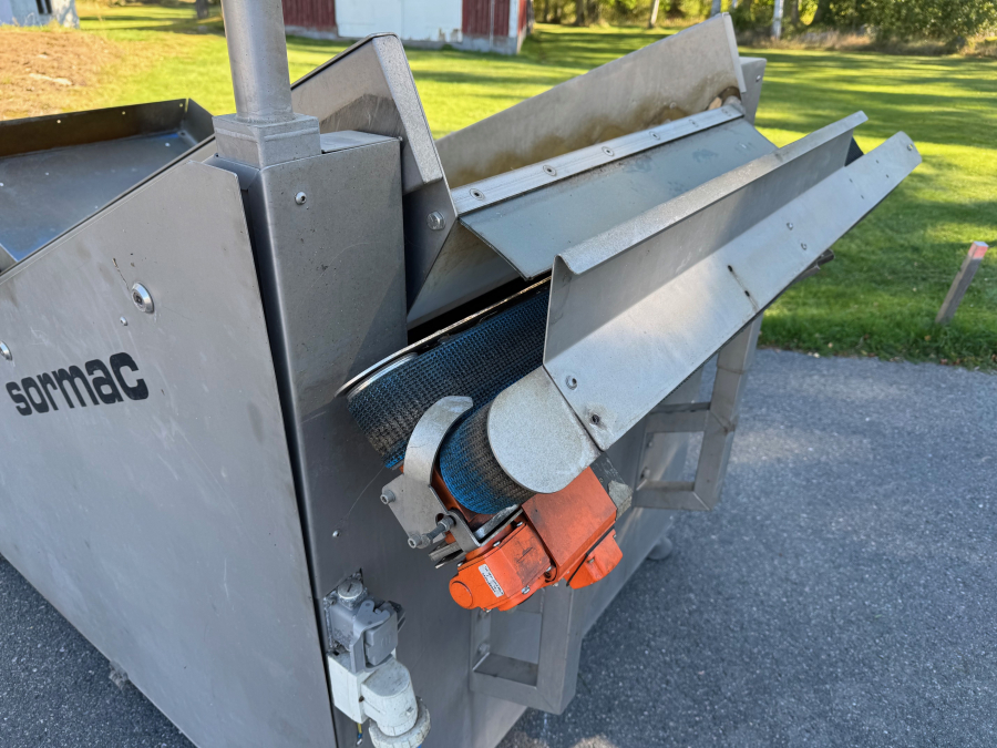 6194 Sormac PVW Step Flow feeder for carrot