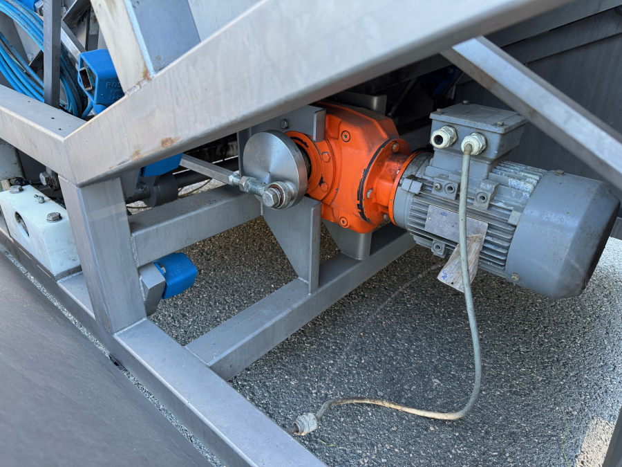 6194 Sormac PVW Step Flow feeder for carrot