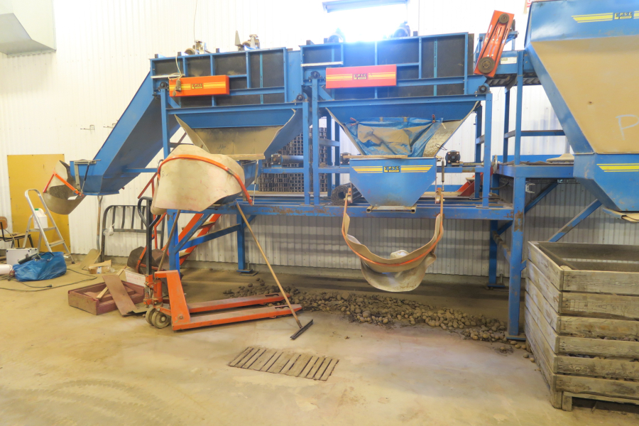 6254 EMVE screen grading line