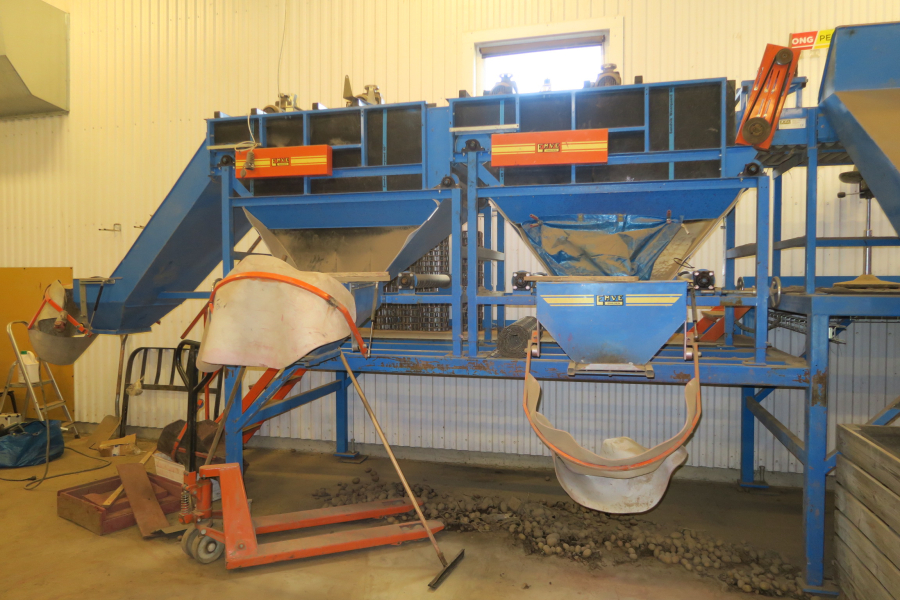 6254 EMVE screen grading line