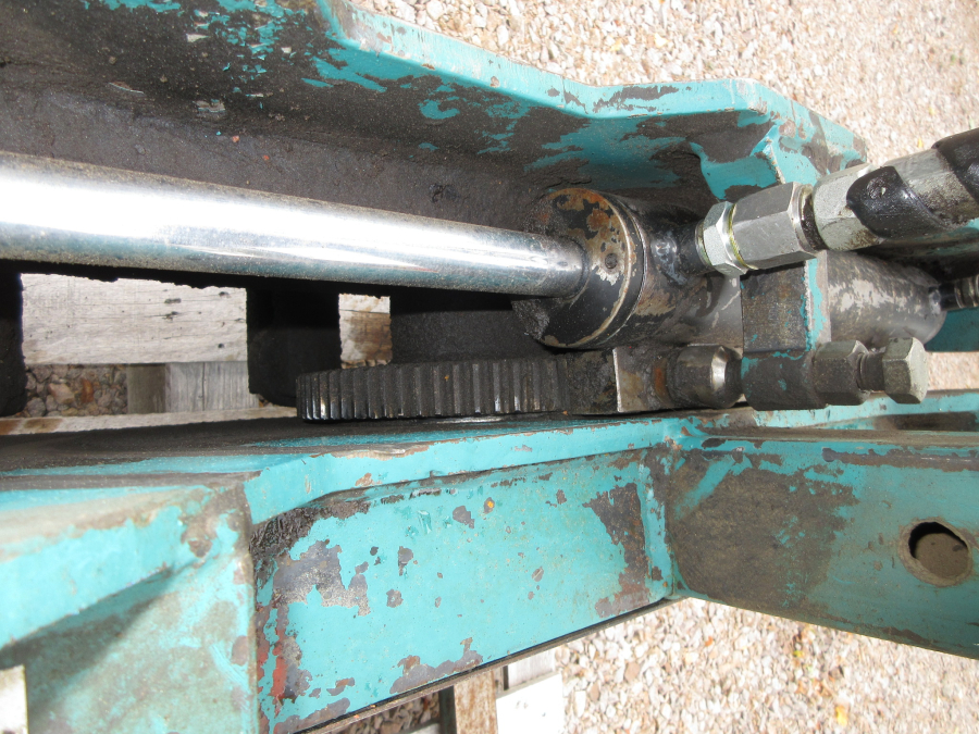 6310 Box turner side tipping volvo attachment