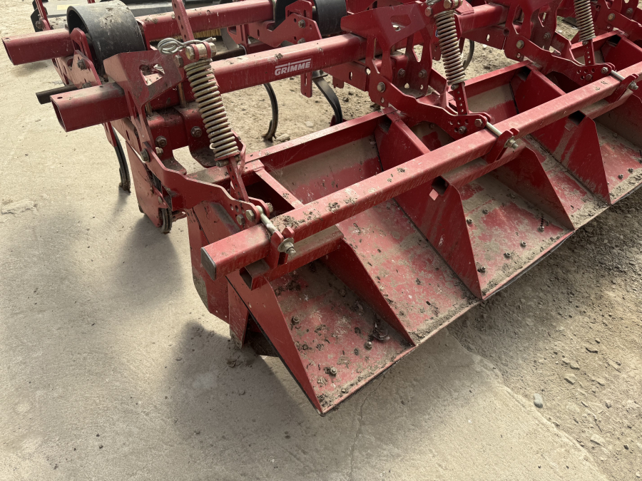 6321 Grimme GH ridger 4 row
