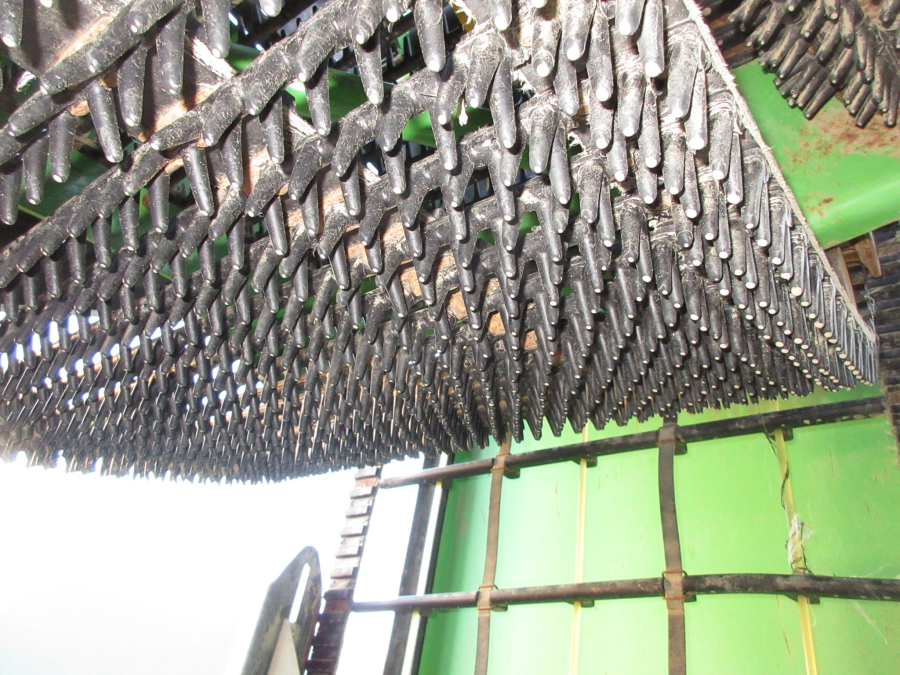 6322 AVR 6100 potato harvester