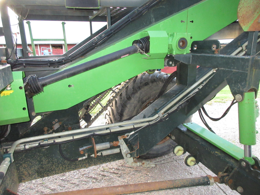 6322 AVR 6100 potato harvester