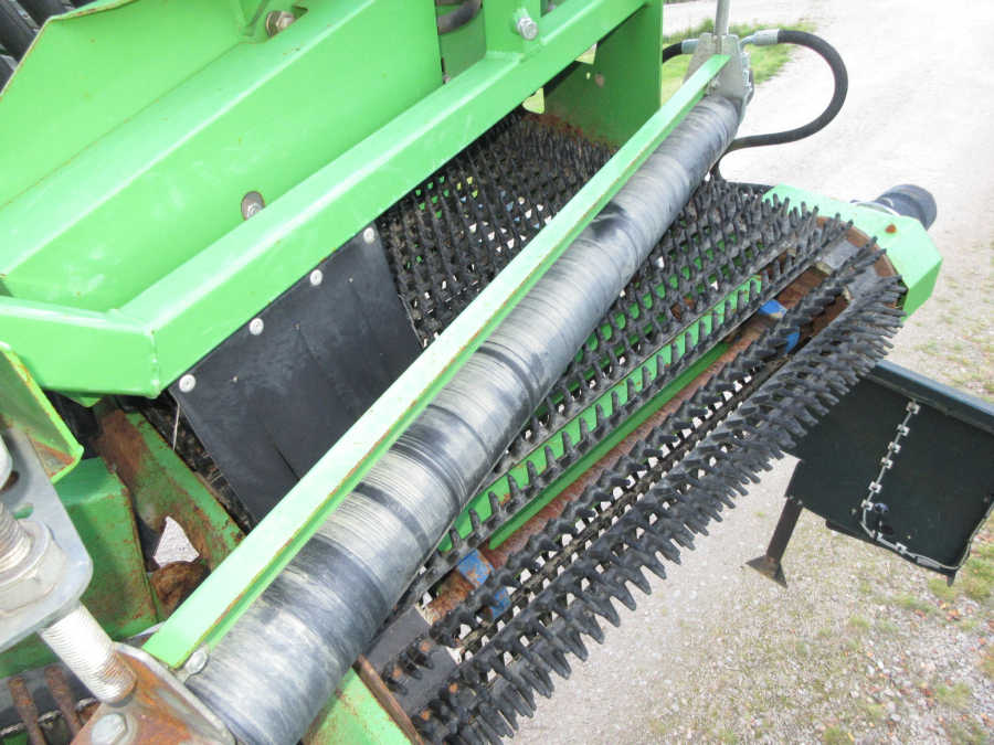 6322 AVR 6100 potato harvester
