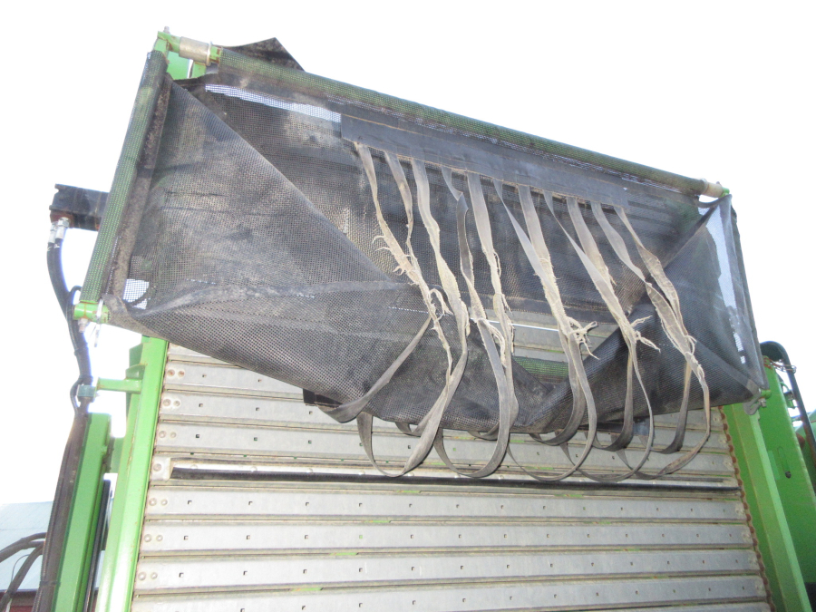 6322 AVR 6100 potato harvester