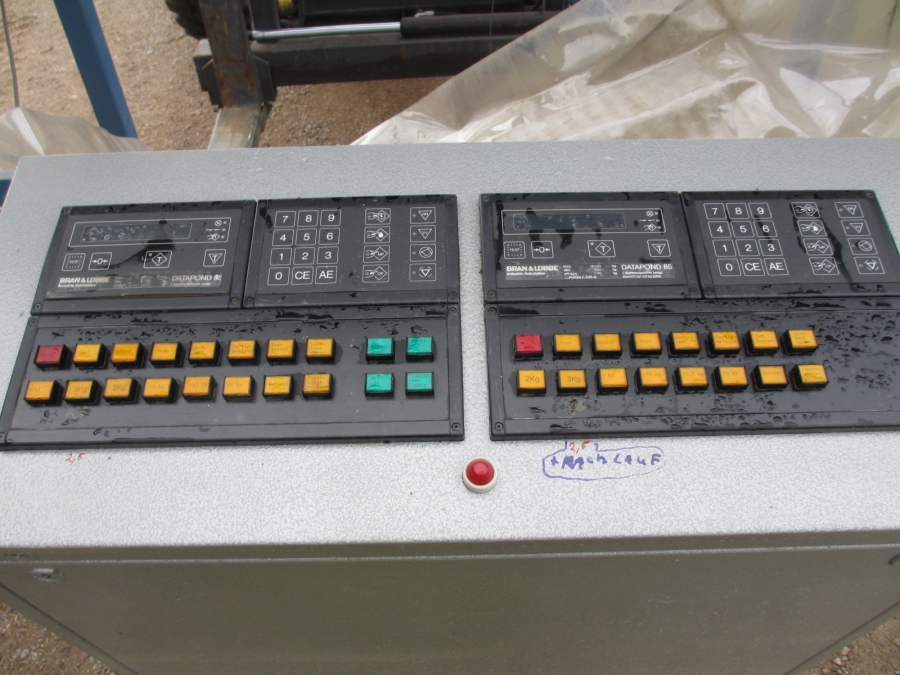 3539 Upmatic multi head weigher 1025 E 2,5-25 kg year model 2001