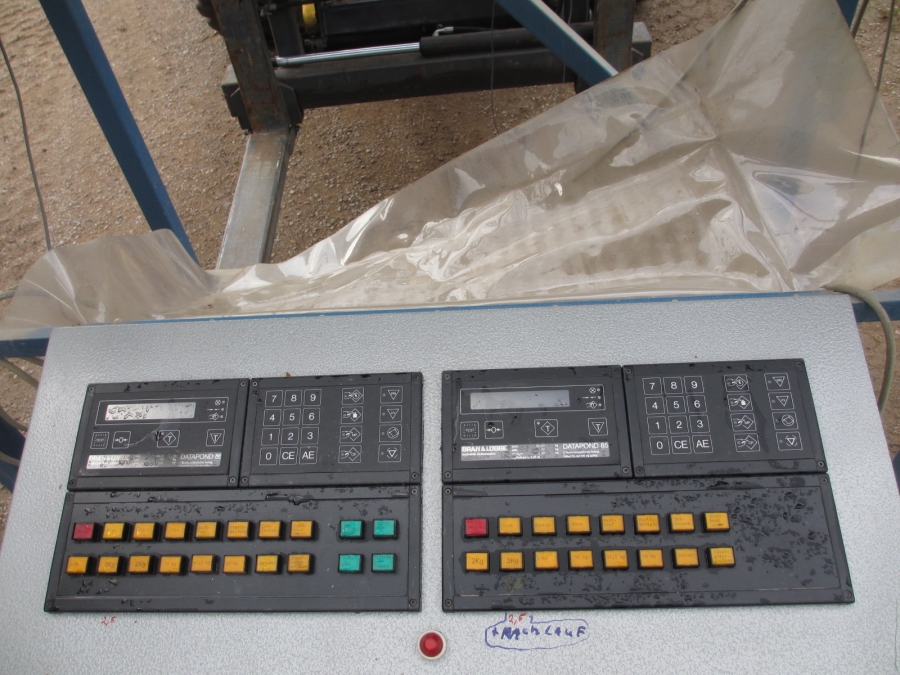 3539 Upmatic multi head weigher 1025 E 2,5-25 kg year model 2001