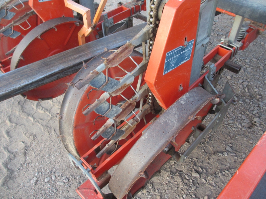 3623 Checchi Magli Fox planting machine 4 row