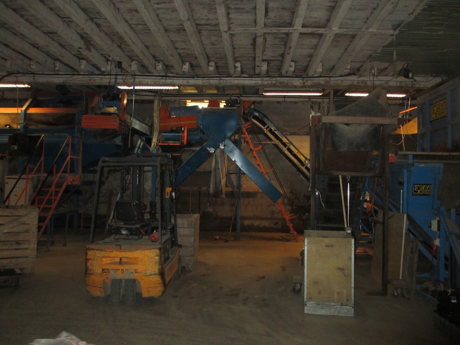3659 EMVE potato grading line 