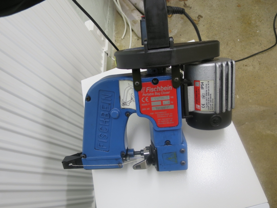 3908 Fischbein Stitcher hand model