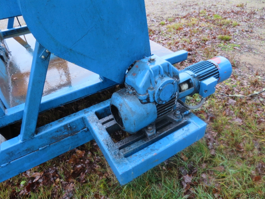 3916 EMVE box turner electrical 1600 mm boxes