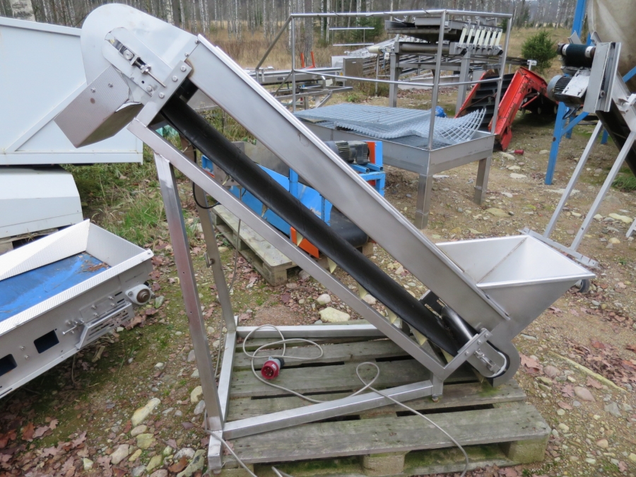 3929 Rostfri elevator 1700x400 mm 