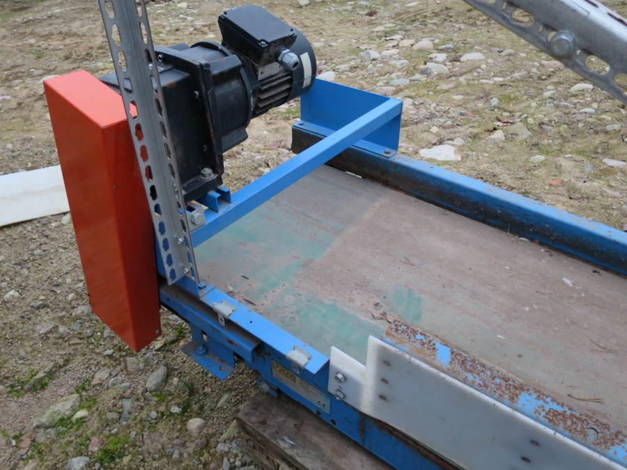3944 EMVE conveyor 2200x550 mm