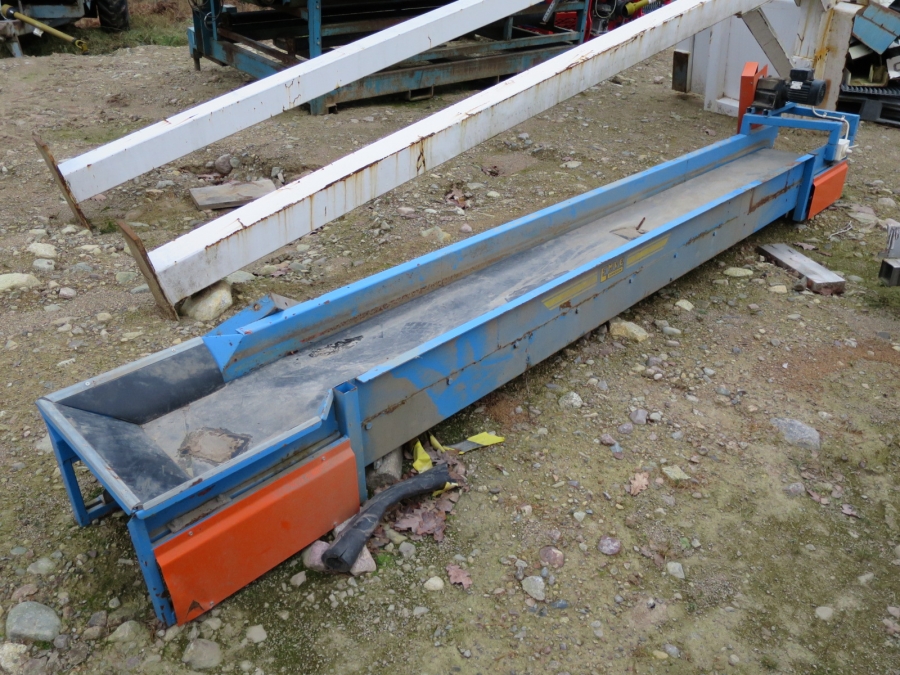 3946 EMVE conveyor 3800x350 mm