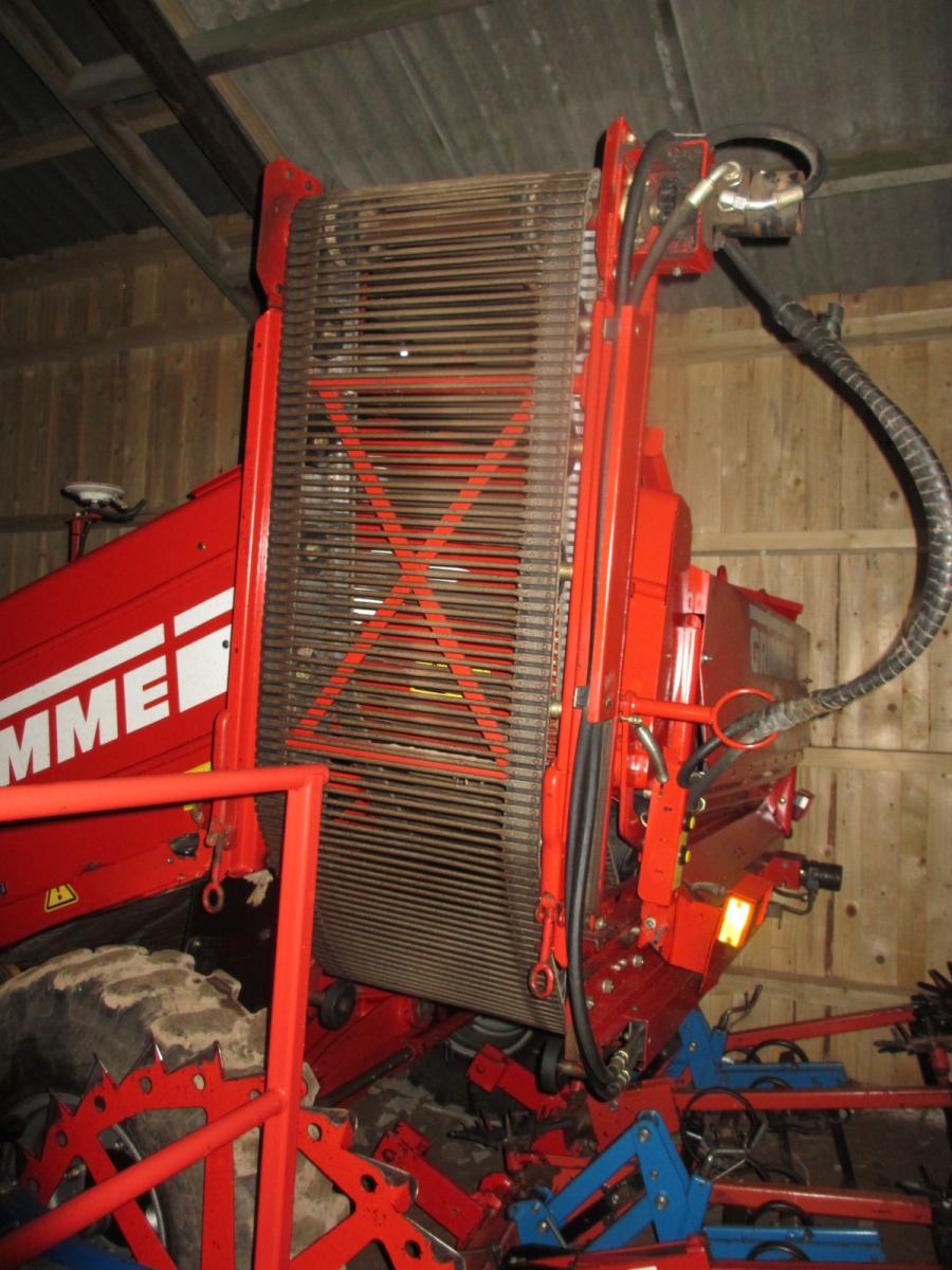 4011 Grimme CS1700 destoner