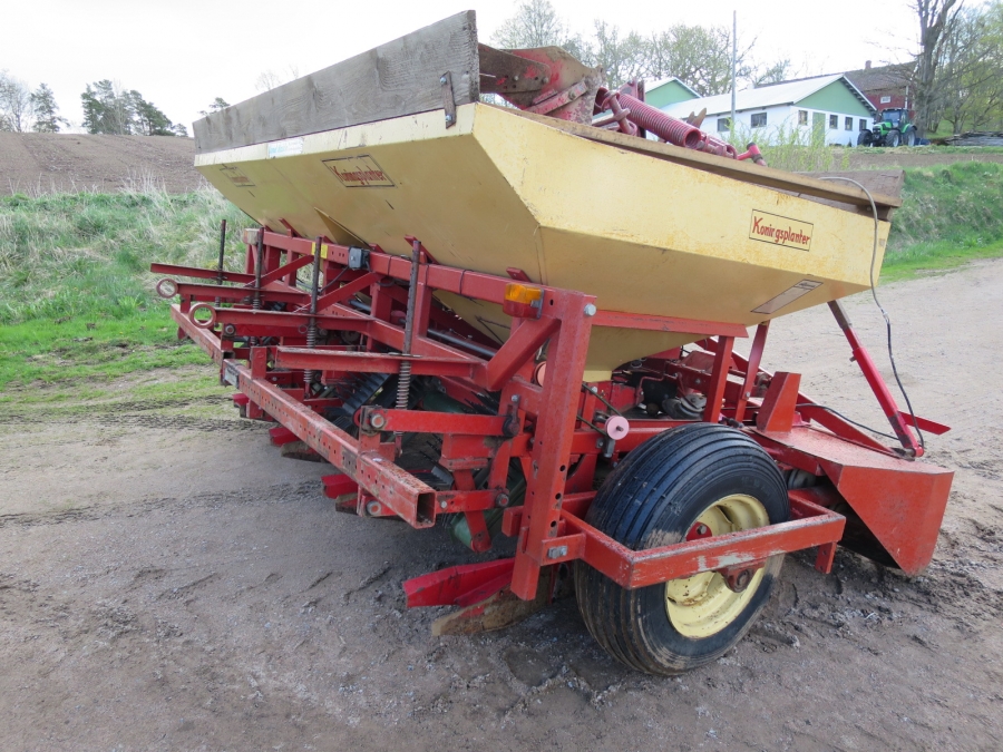 4065 Koningsplanter Konings 4 row potato planter