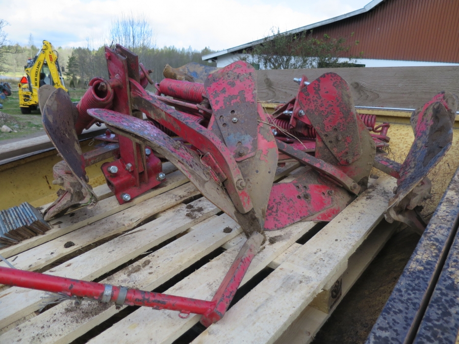 4065 Koningsplanter Konings 4 row potato planter