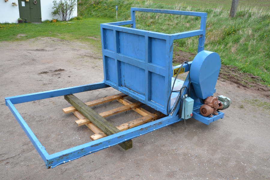 4076 EMVE box turner 1300 mm wide boxes electric