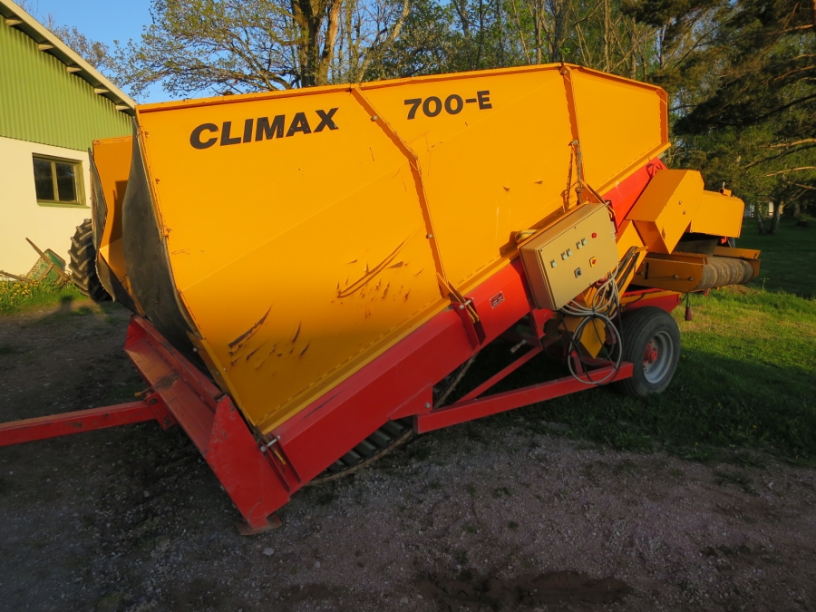4089 Climax receiving hopper 700E