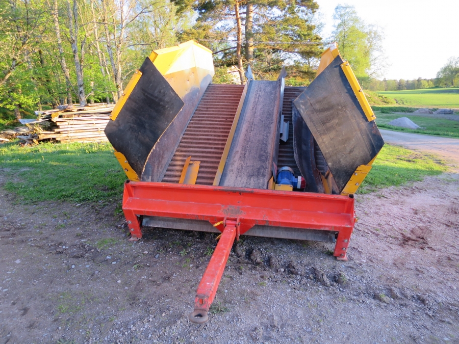 4089 Climax receiving hopper 700E