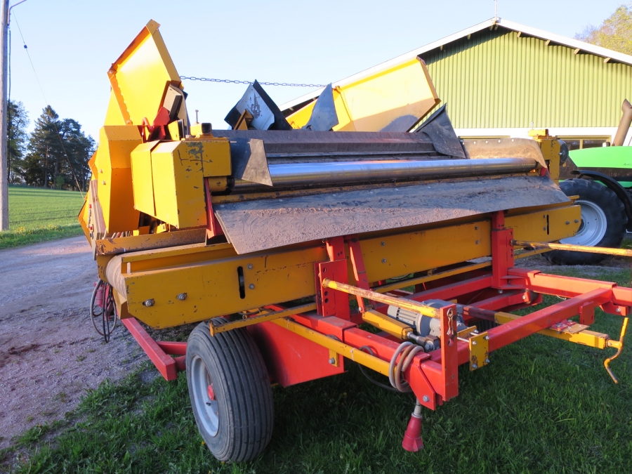 4089 Climax receiving hopper 700E