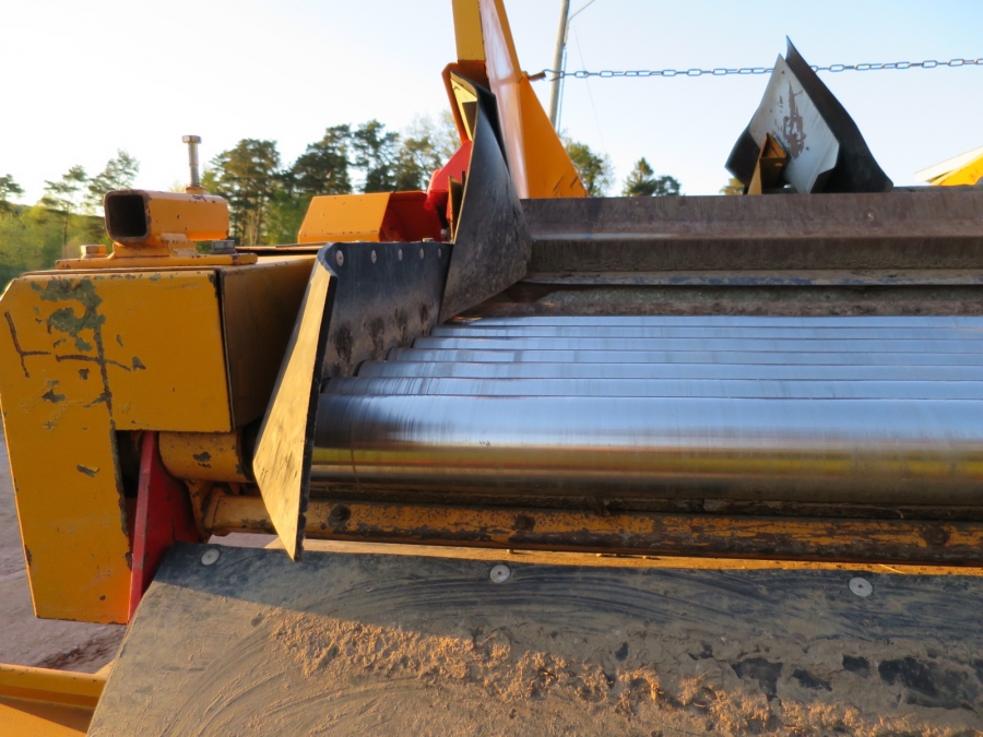 4089 Climax receiving hopper 700E