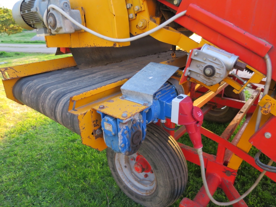 4089 Climax receiving hopper 700E