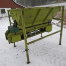 4273 SKALS small bunker with conveyor