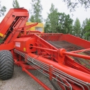 4370 Grimme DL1500 2 row with Elevator
