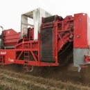 4603 Dewulf RQ3060 2 row potato harvester