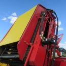 4653 Grimme DL1500 2 row with Elevator