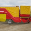 4802 Grimme SE75-40 potato harvester