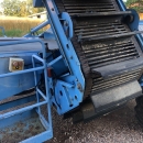 5195 Standen Pearson potato harvester 2 row with elevator