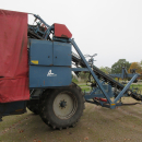 5499 Asa-Lift T-100 DF carrot harvester with elevator
