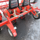 5537 Checchi & Magli Wolf Transplanter