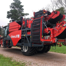 5751 Dewulf RA3060 potato harvester