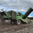 6203 AVR Puma 4 selfpropelled potato harvester