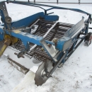 3550 Asa-Lift onion windrower